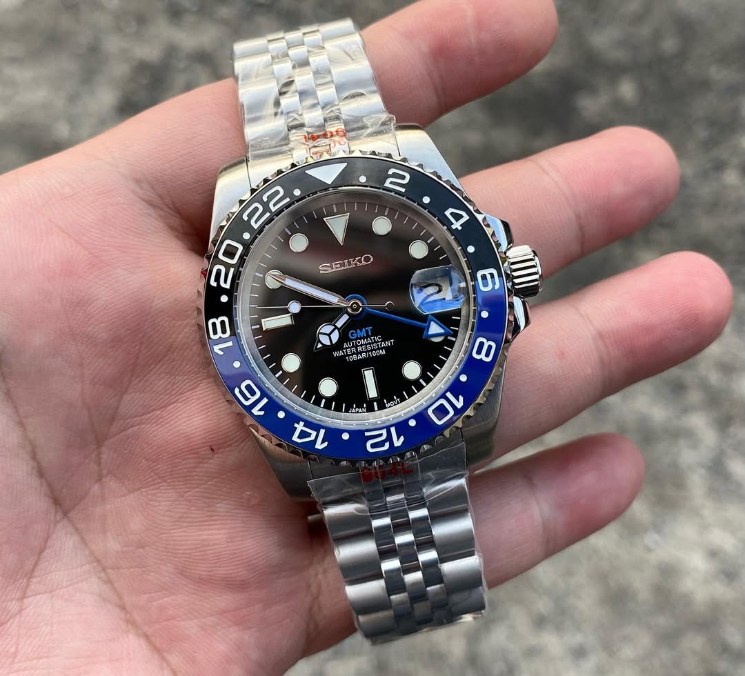 GMT MASTER 2 MOD BATMAN